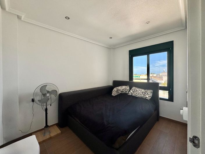 Image No.9-2 Bed Apartment for sale