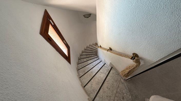 Image No.24-6 Bed Villa for sale