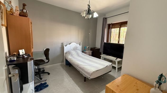 Image No.38-6 Bed Villa for sale