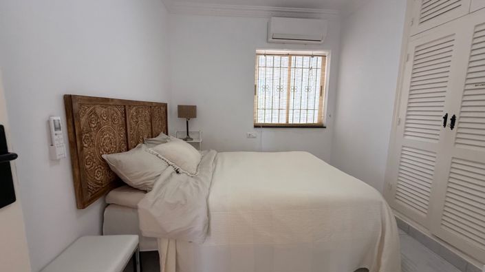 Image No.10-3 Bed Villa for sale