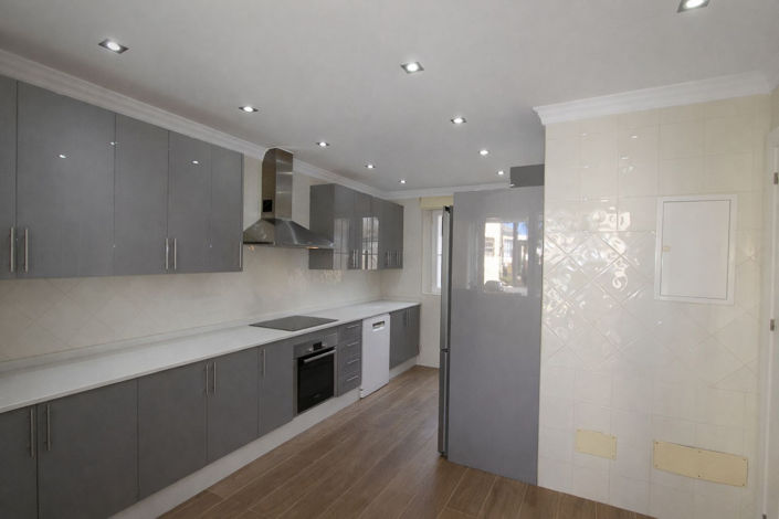 Image No.18-3 Bed Townhouse for sale