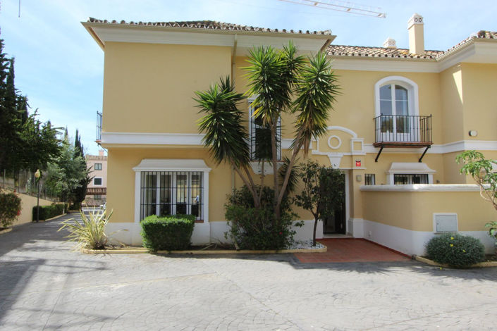 Image No.2-Villa de 3 chambres à vendre à Elviria