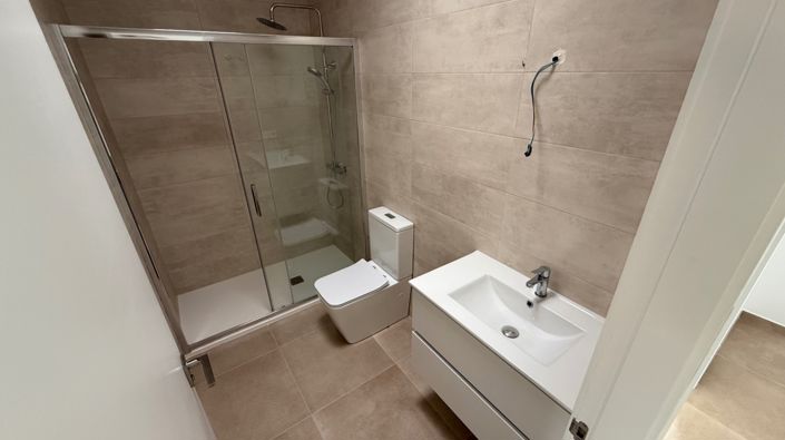 Image No.25-3 Bed Duplex for sale