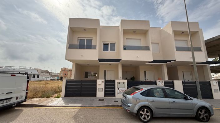 Image No.36-3 Bed Duplex for sale