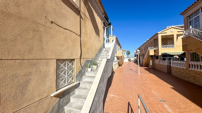 Image No.5-Bungalow de 2 chambres à vendre à Torrevieja
