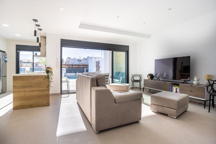 Image No.16-4 Bed Villa for sale