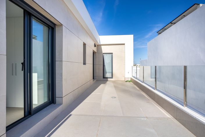 Image No.39-4 Bed Villa for sale