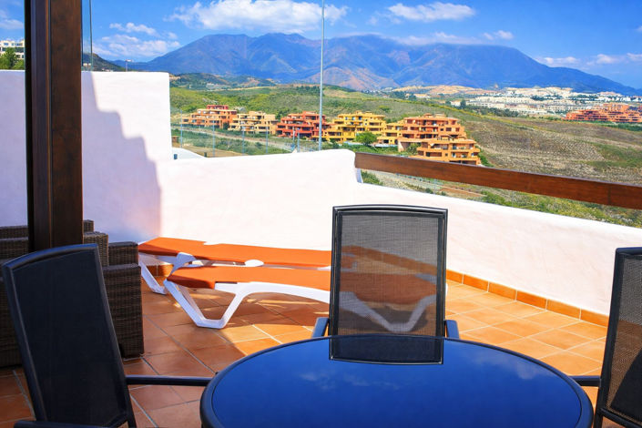 Image No.2-2 Bed House for sale
