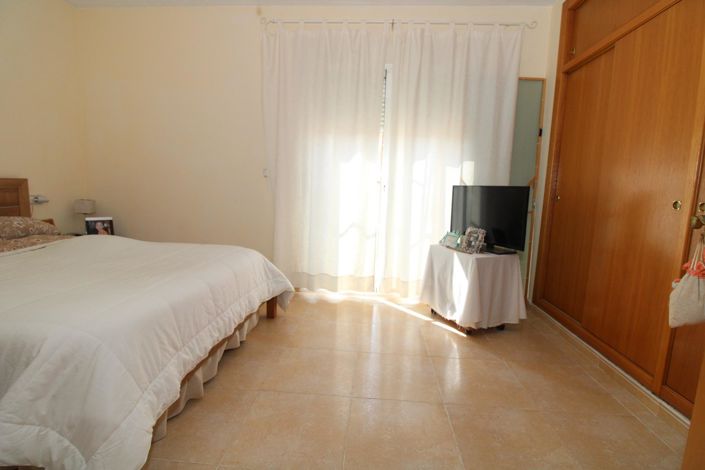 Image No.26-3 Bed Duplex for sale