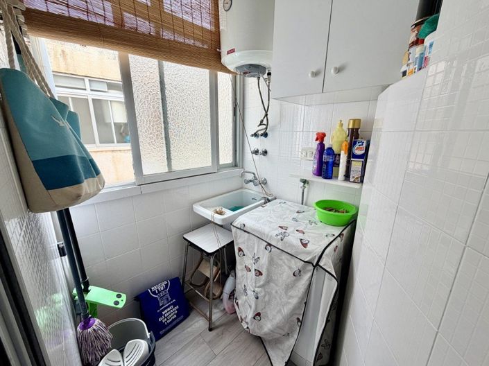 Image No.11-3 Bed Apartment for sale