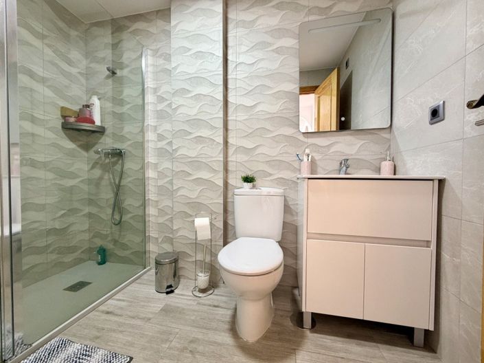 Image No.6-3 Bed Apartment for sale