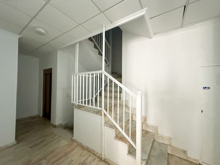 Image No.45-2 Bed Apartment for sale