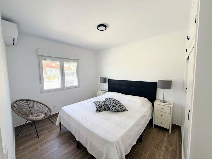 Image No.15-3 Bed House for sale
