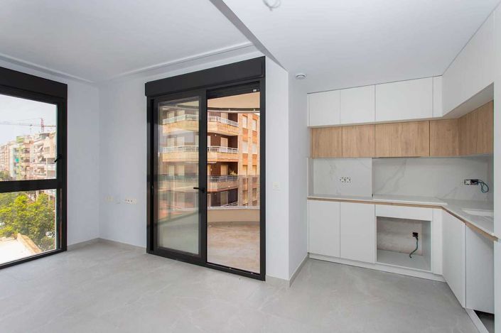 Image No.28-2 Bed House for sale