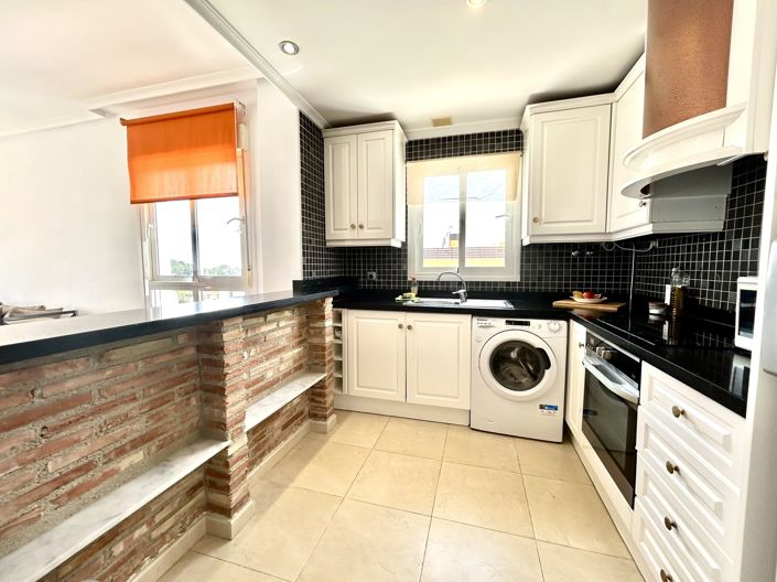 Image No.8-2 Bed Apartment for sale