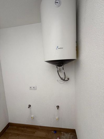 Image No.12-3 Bed House for sale