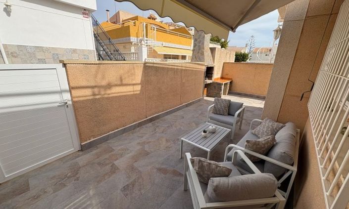 Image No.11-3 Bed Apartment for sale