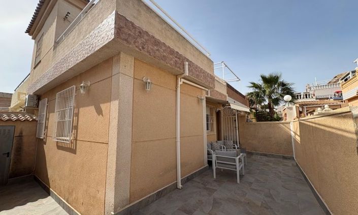 Image No.13-3 Bed Apartment for sale