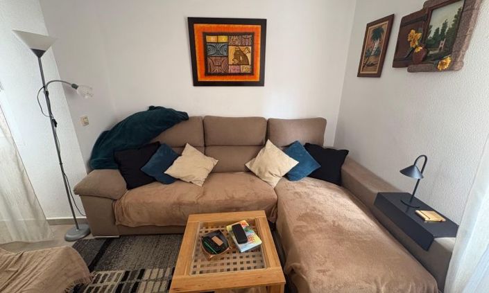 Image No.20-3 Bed Apartment for sale