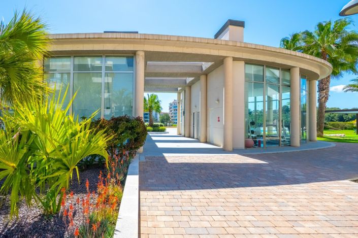 Image No.31-3 Bed Apartment for sale