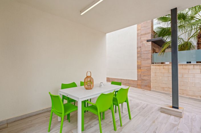 Image No.31-3 Bed Villa for sale