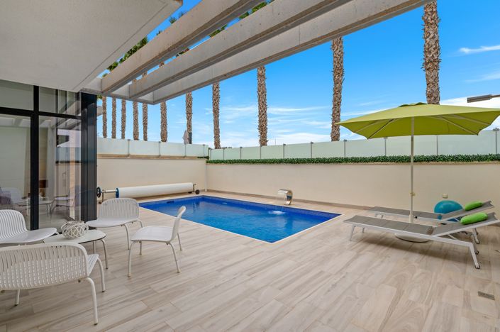 Image No.36-3 Bed Villa for sale