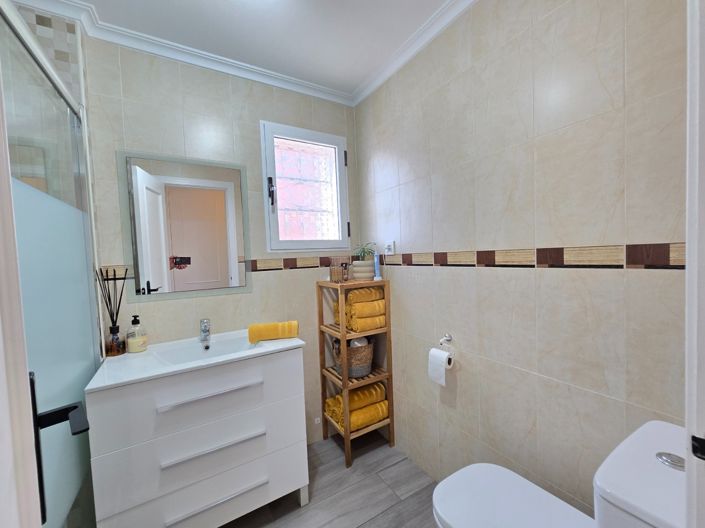 Image No.29-2 Bed Apartment for sale