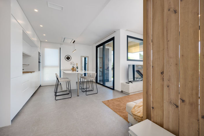 Image No.12-2 Bed Apartment for sale