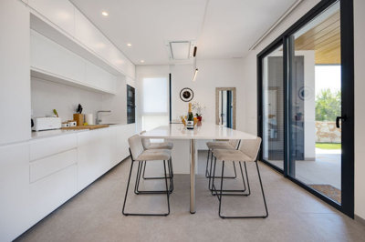 13-5fd73dea700db77384c091ca9818b1a9