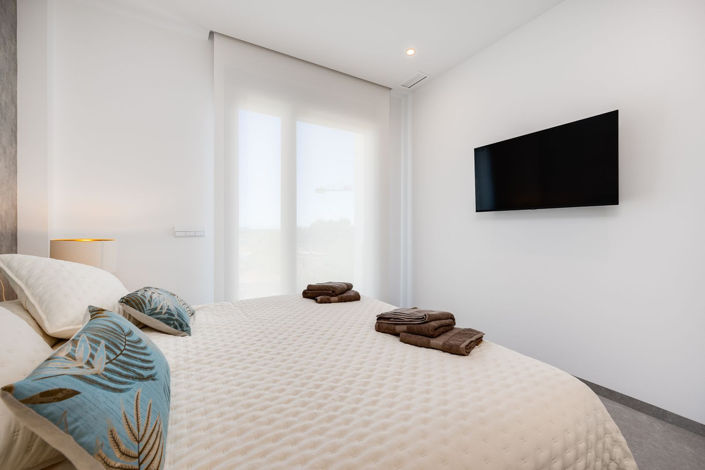 Image No.23-2 Bed Apartment for sale