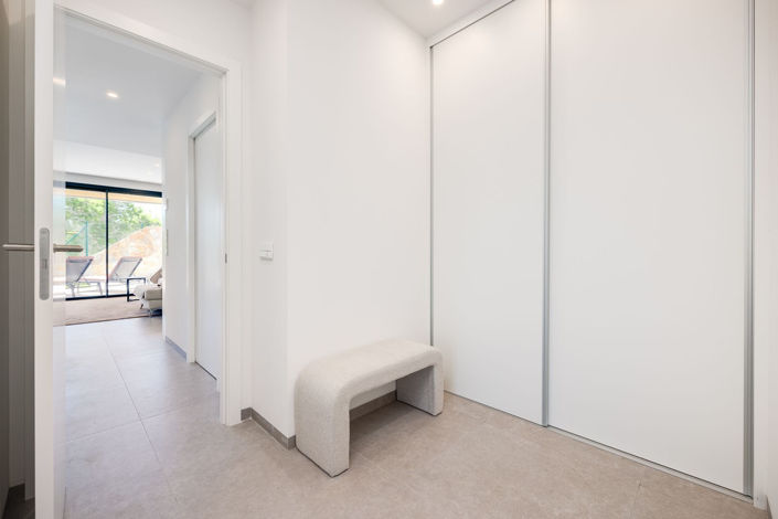 Image No.25-2 Bed Apartment for sale