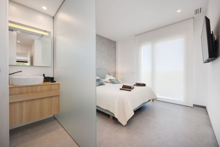 Image No.26-2 Bed Apartment for sale