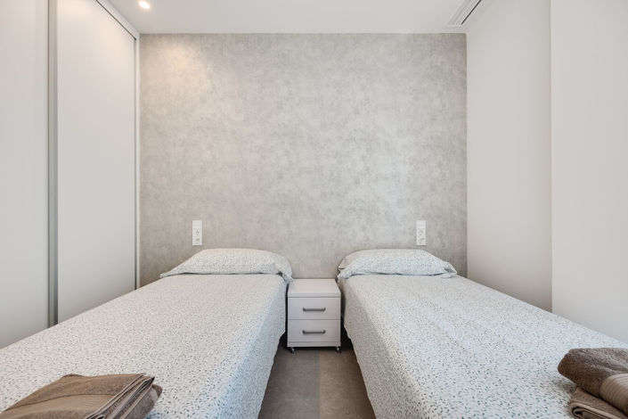 Image No.30-2 Bed Apartment for sale