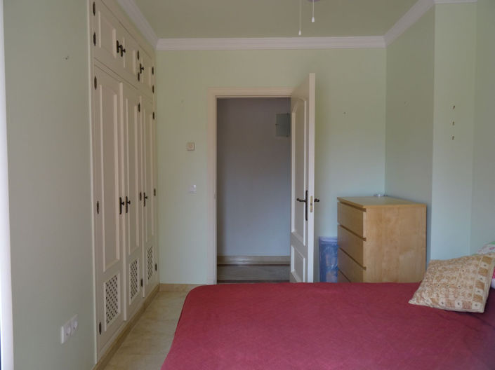 Image No.14-4 Bed Townhouse for sale