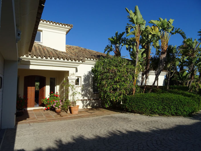 Image No.16-4 Bed Townhouse for sale