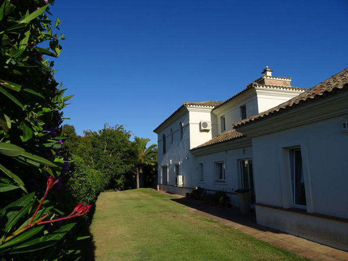 Image No.19-4 Bed Townhouse for sale