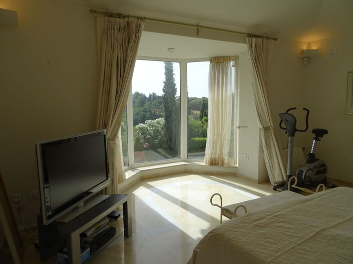 Image No.37-4 Bed Villa for sale