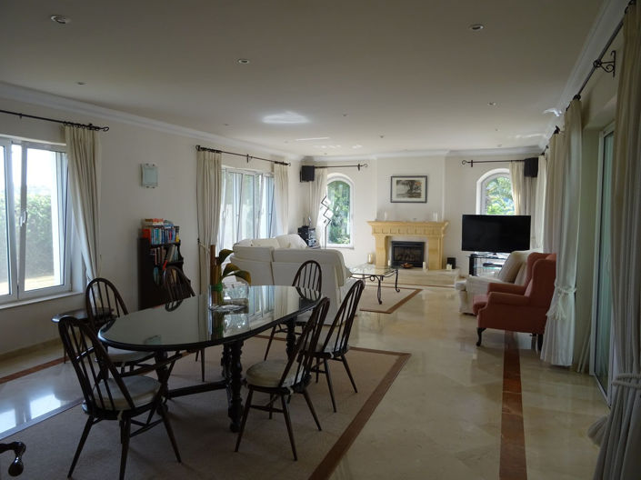Image No.7-4 Bed Townhouse for sale