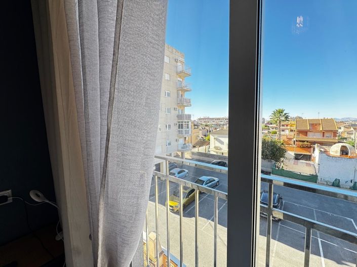 Image No.16-3 Bed House for sale