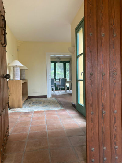 Image No.25-6 Bed Townhouse for sale
