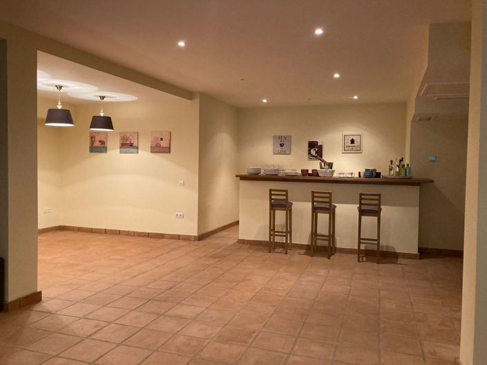 Image No.46-6 Bed Townhouse for sale