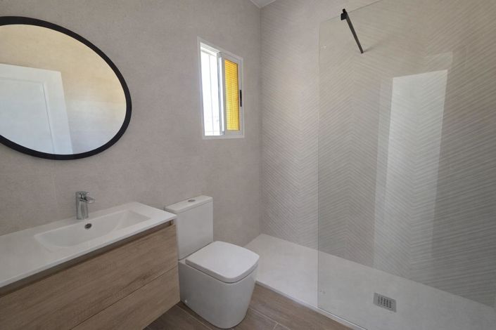 Image No.32-3 Bed Duplex for sale