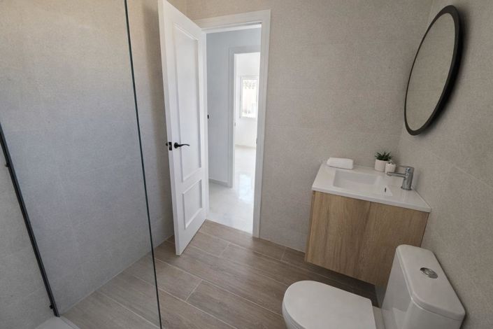 Image No.33-3 Bed Duplex for sale