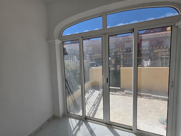 Image No.6-3 Bed Duplex for sale