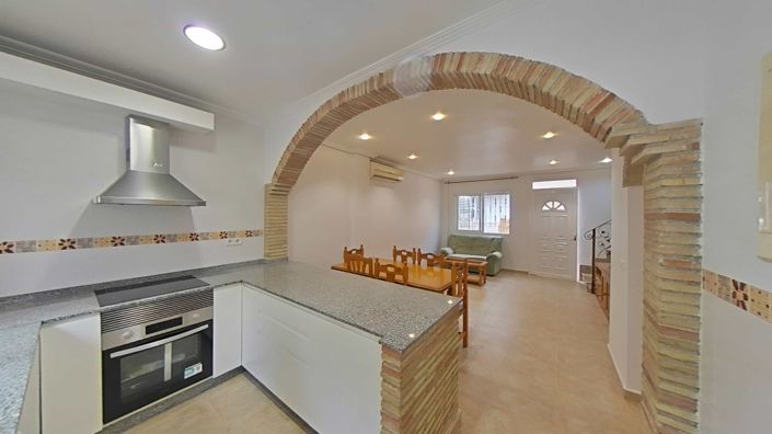 Image No.2-4 Bed Duplex for sale