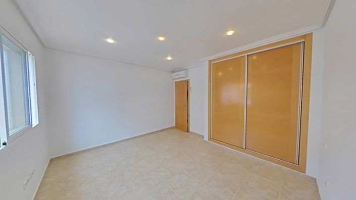 Image No.29-4 Bed Duplex for sale