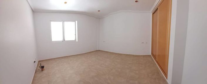 Image No.7-4 Bed Duplex for sale