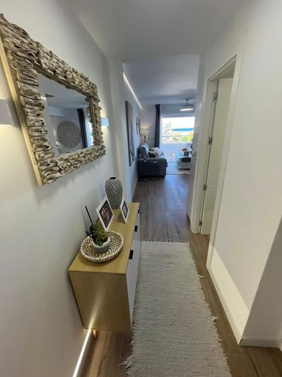 Image No.12-3 Bed Apartment for sale