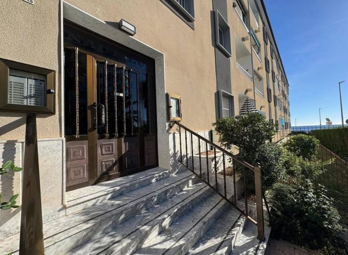 Image No.37-3 Bed Apartment for sale