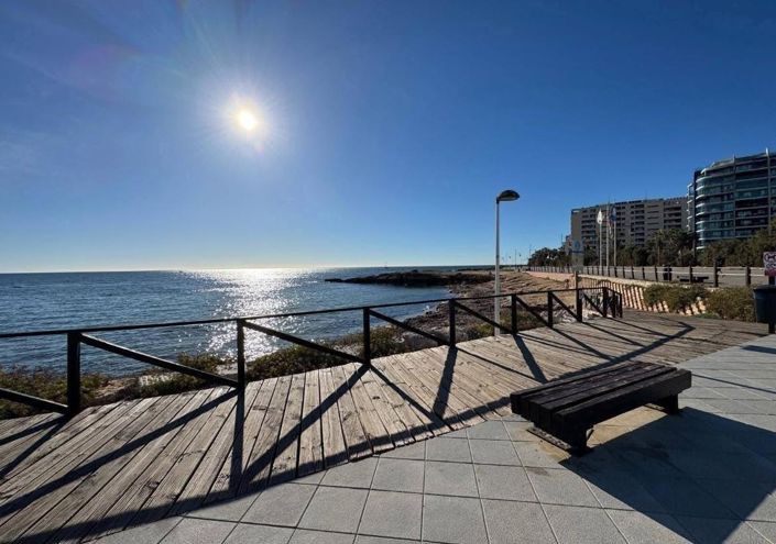 Image No.40-3 Bed Apartment for sale